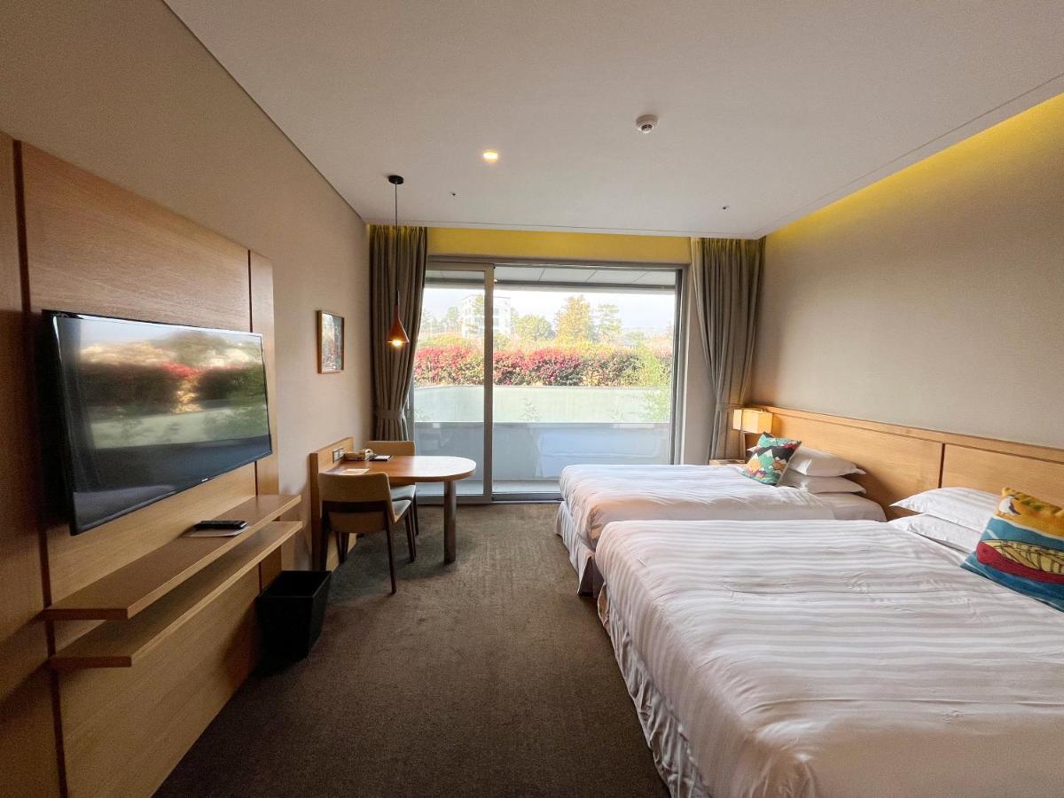 ฮิดเดิน คลิฟ โฮเต็ลแอนด์เนเจอร์ Hotel ซอกวีโพ ภายนอก รูปภาพ